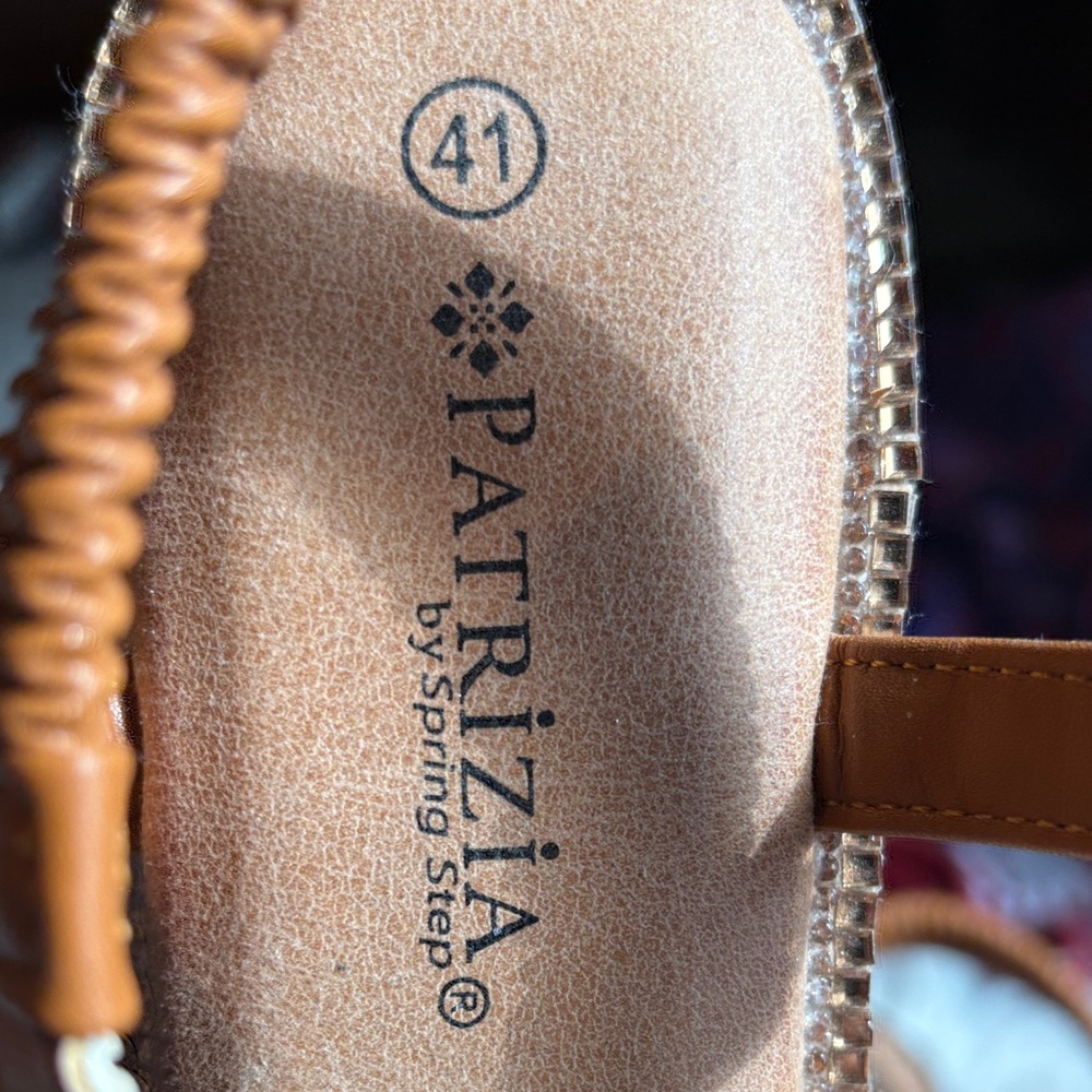 Patrizia by Spring Step Elegant Sandals with Rhinestone Detailing Brand New - Picture 3 of 7